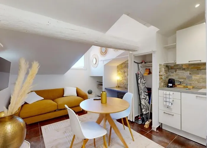 Le Cozy Nice